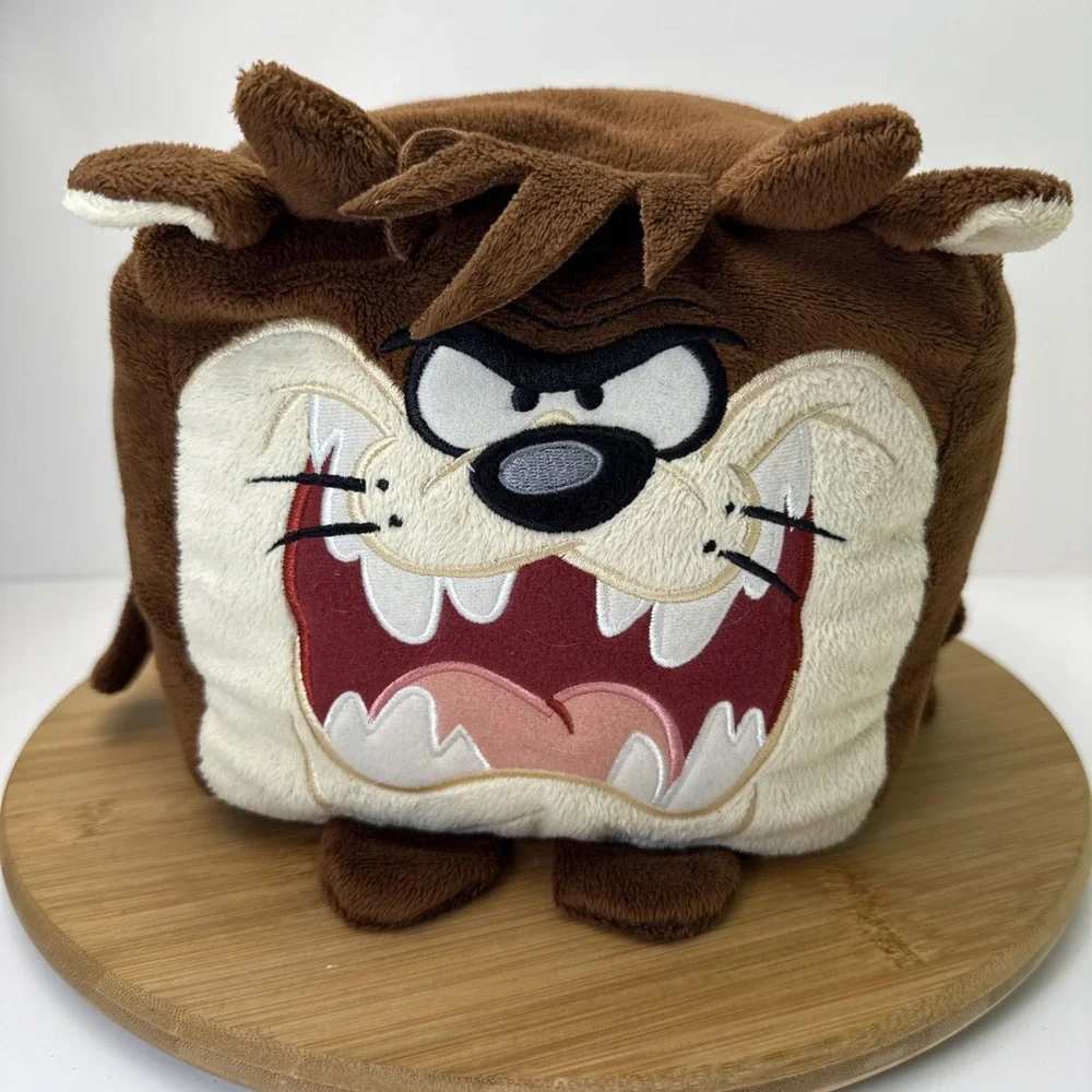 Six Flags Magic Mountain Looney Tunes Tasmanian Devil Cube Plush USED Taz Toy‎